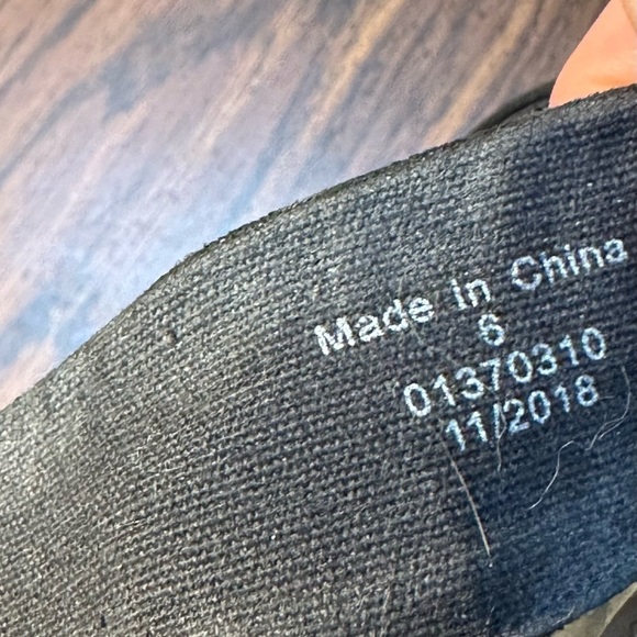 ASOS Women’s Black Suede Square Toe Mules Chrome Heel Shoes Size 8 (US) - Picture 6 of 7